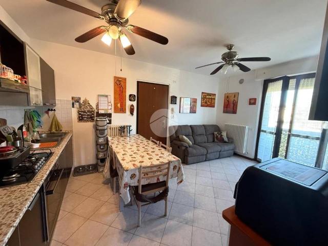 Appartamento in vendita a Cannelle, Marche
