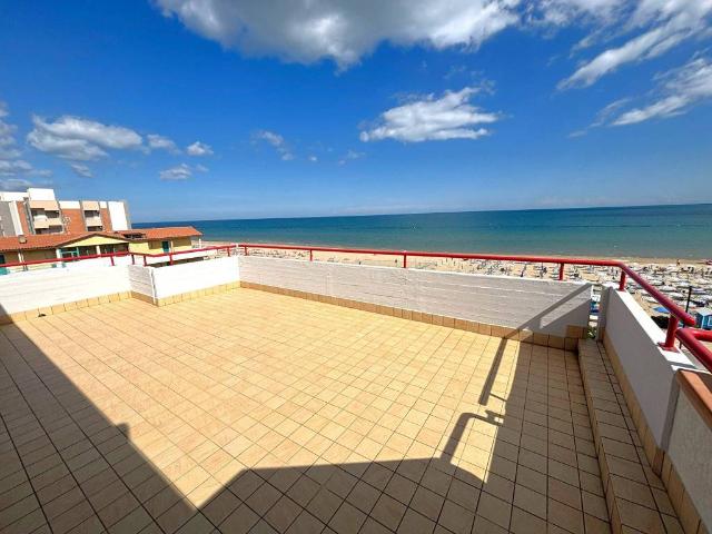 Appartamento in vendita a Mondolfo, Pesaro E Urbino