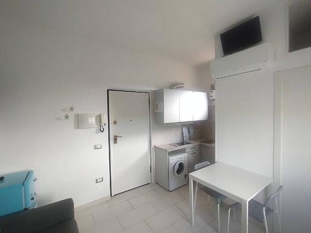 Appartamento in vendita a Torrette, Marche