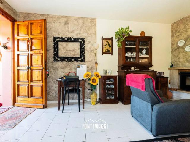 Appartamento in vendita a Gimarra, Marche
