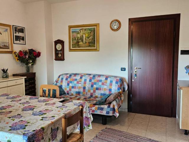 Appartamento in vendita a Baia Metauro, Marche