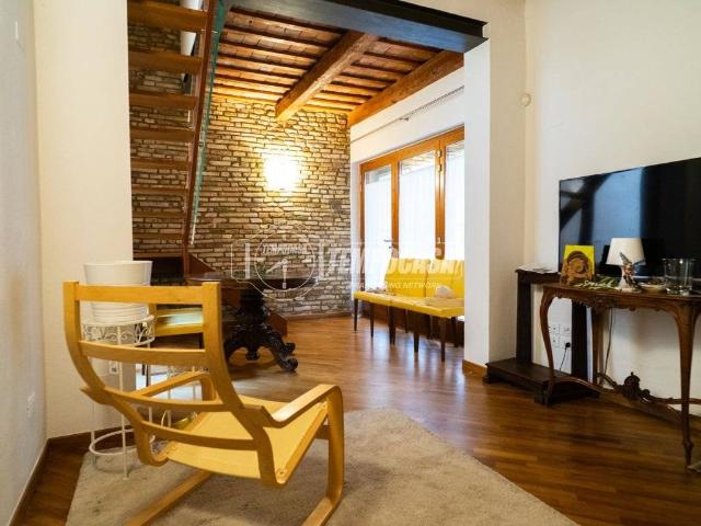 Appartamento in vendita a Zavarise, Marche