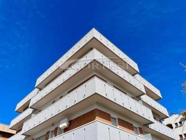 Appartamento in vendita a Torrette, Marche