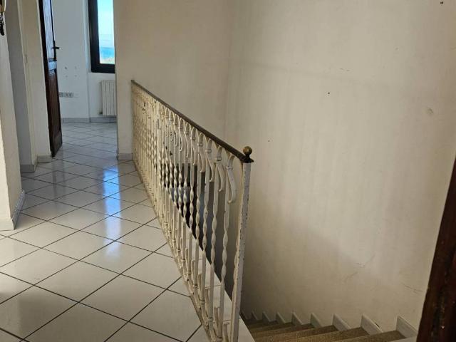 Appartamento in vendita a Gimarra, Marche