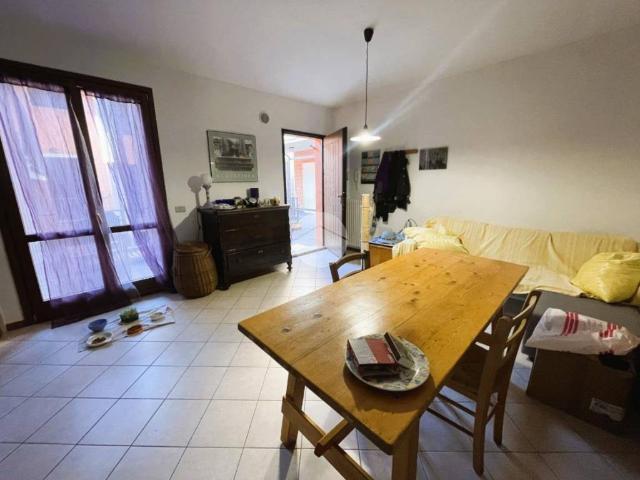 Appartamento in vendita a Carrara, Marche