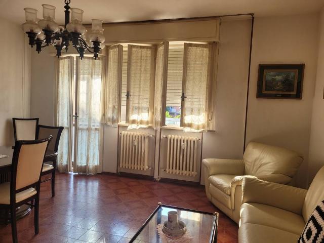 Appartamento in vendita a Centro storico, Marche