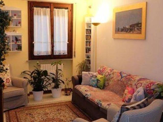 Appartamento in vendita a Carrara, Marche
