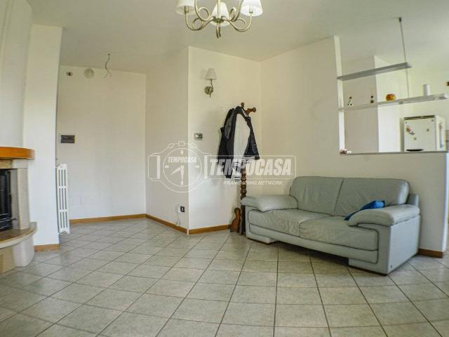 Appartamento in vendita a Rosciano, Marche