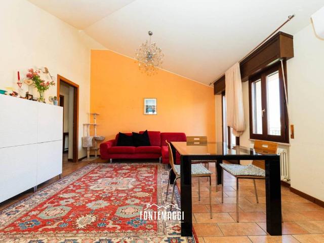 Appartamento in vendita a Carrara, Marche