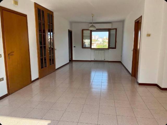 Appartamento in vendita a Marche, Pesaro E Urbino
