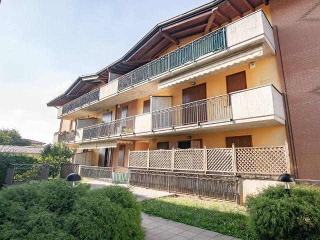 Appartamento in vendita a Fara Gera D'adda, Lombardia