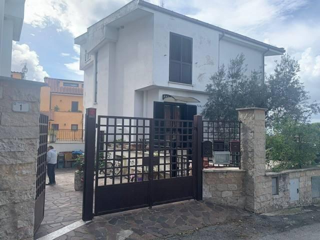 Appartamento in vendita a Fara Sabina, Lazio