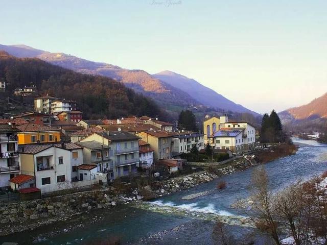 Appartamento in vendita a Farini D'olmo, Reggio Emilia