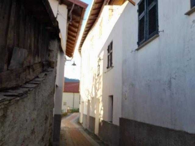 Appartamento in vendita a Fascia, Liguria