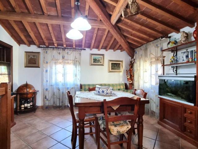 Appartamento in vendita a Fauglia, Toscana