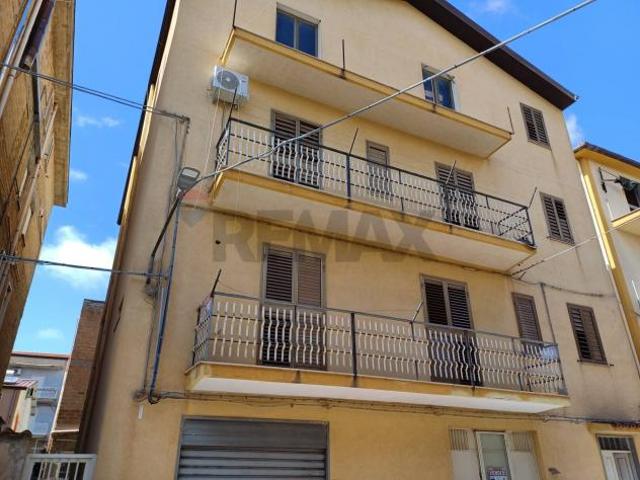 Appartamento in vendita a Favara, Sicilia