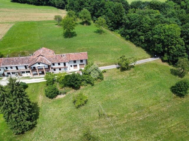 Appartamento in vendita a Feltre, Veneto