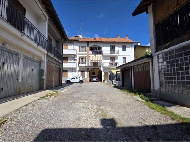Appartamento in vendita a Contrada Moro, Fenegrò