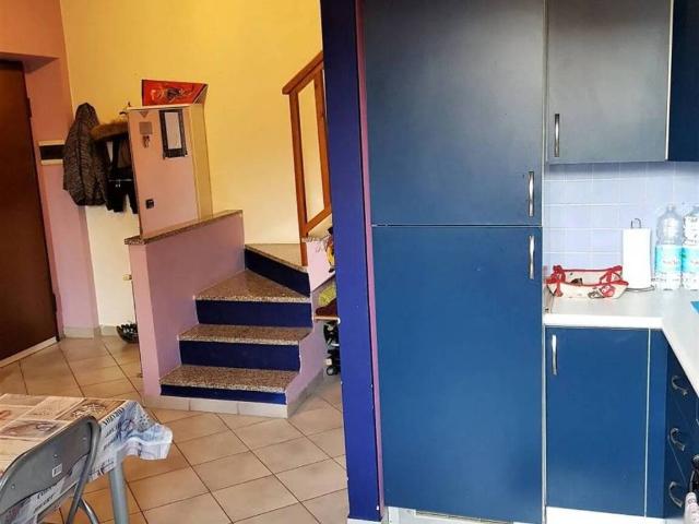 Appartamento in vendita a Fenegrò, Lombardia