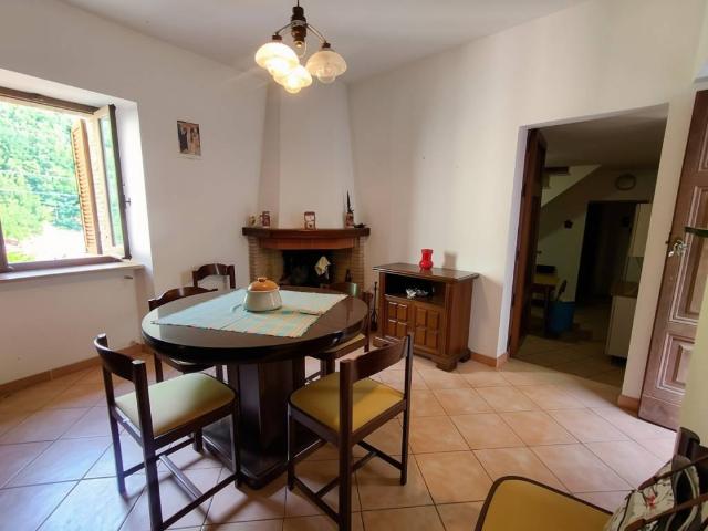 Appartamento in vendita a Precetto, Ferentillo