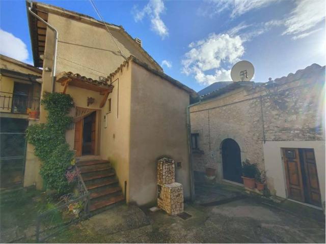 Appartamento in vendita a Ferentillo, Umbria