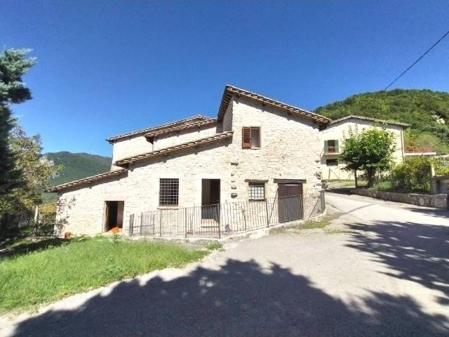 Appartamento in vendita a Ferentillo, Umbria