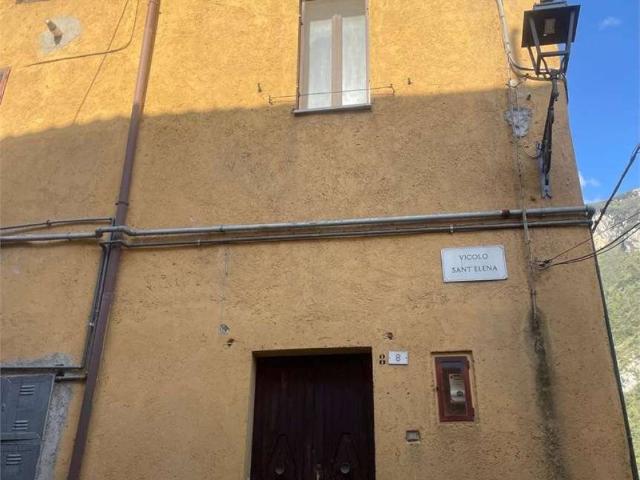 Appartamento in vendita a Precetto, Ferentillo