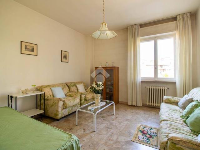 Appartamento in vendita a Tirassegno, Marche