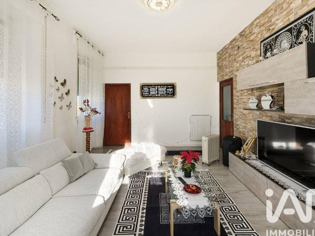 Appartamento in vendita a Santa Petronilla, Marche