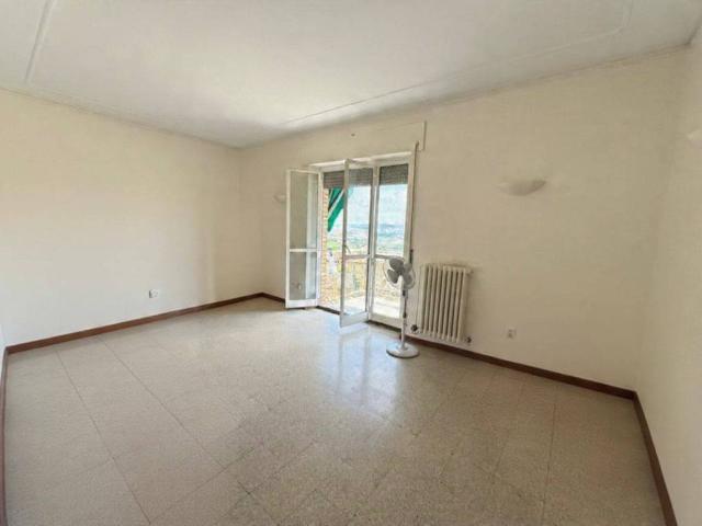 Appartamento in vendita a Tirassegno, Marche