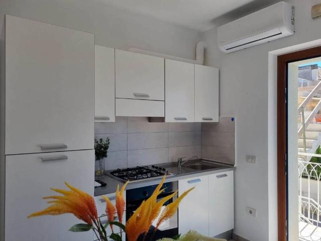 Appartamento in vendita a Casabianca, Marche