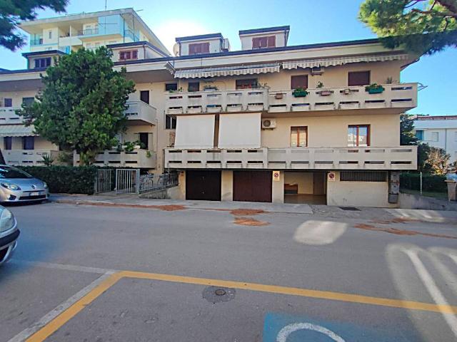 Appartamento in vendita a Casabianca, Marche