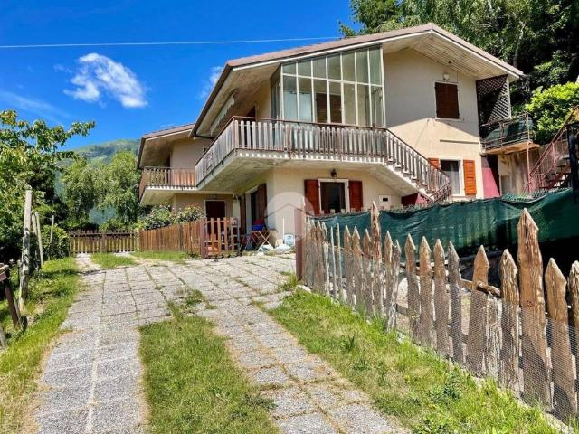 Appartamento in vendita a Ferrara Di Monte Baldo, Veneto