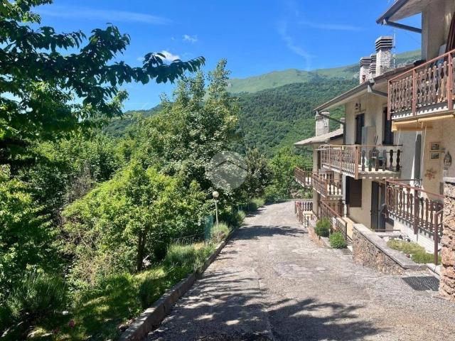 Appartamento in vendita a Ferrara Di Monte Baldo, Veneto