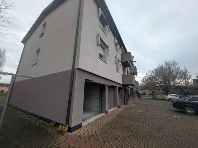 Appartamento in vendita a Ferrara, Reggio Emilia