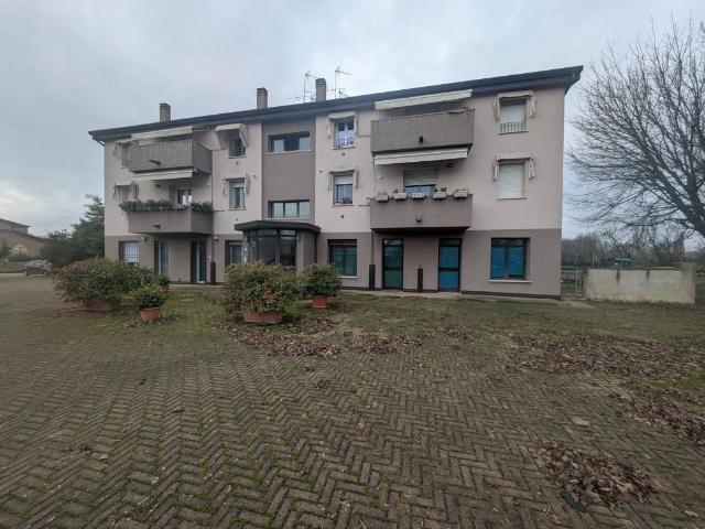 Appartamento in vendita a Ferrara, Reggio Emilia