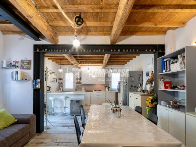 Appartamento in vendita a Ferrara, Reggio Emilia