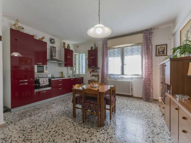 Appartamento in vendita a Ferrara, Reggio Emilia
