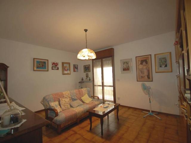 Appartamento in vendita a Ferrara, Reggio Emilia