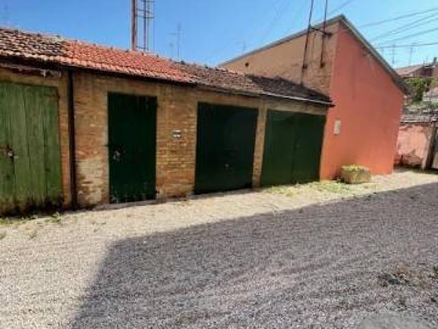 Appartamento in vendita a Ferrara, Reggio Emilia