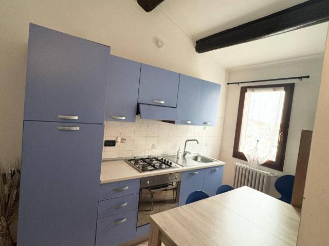Appartamento in vendita a Ferrara, Reggio Emilia