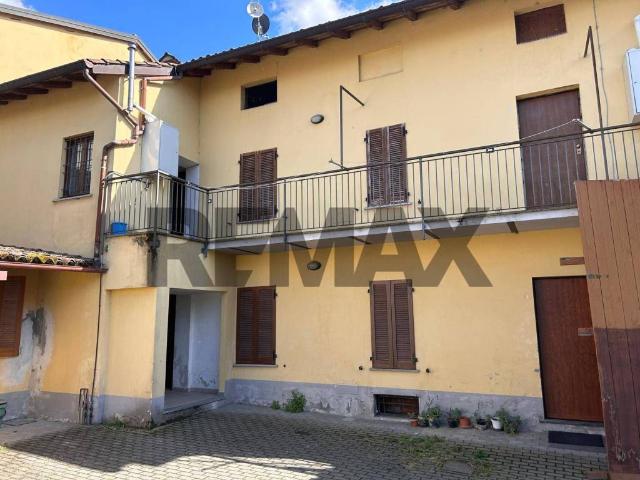 Appartamento in vendita a Ferrera Erbognone, Lombardia
