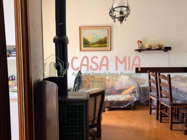 Appartamento in vendita a Ferriere, Reggio Emilia