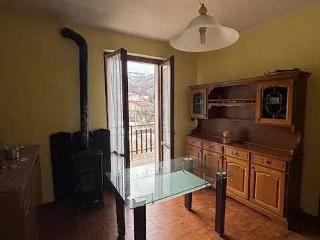 Appartamento in vendita a Pertuso, Ferriere