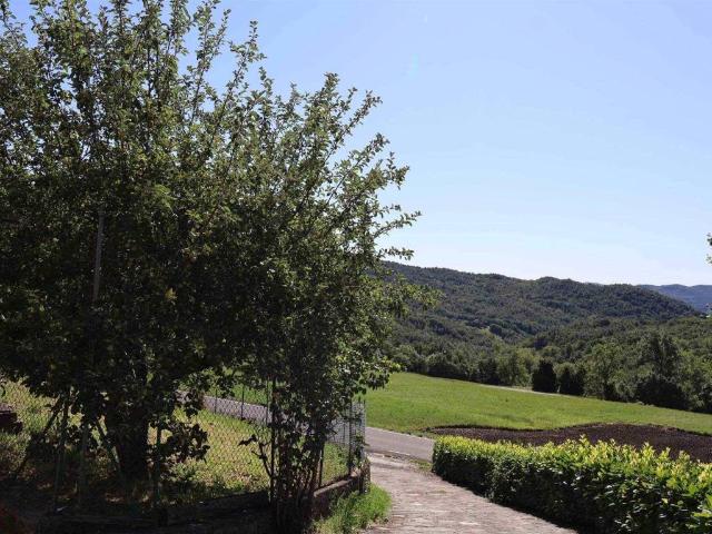 Appartamento in vendita a Ferriere, Reggio Emilia