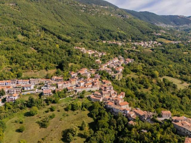 Appartamento in vendita a S. Agapito-S. Salvatore, Fiamignano
