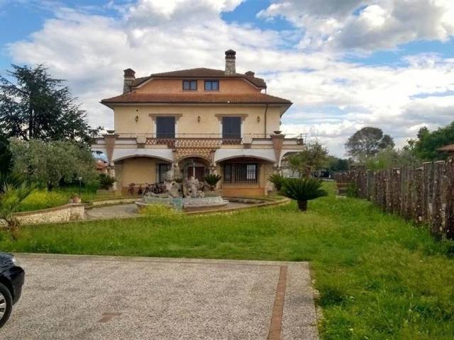 Appartamento in vendita a Roma Capitale, Lazio