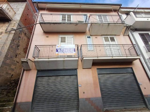Appartamento in vendita a Ficarra, Sicilia