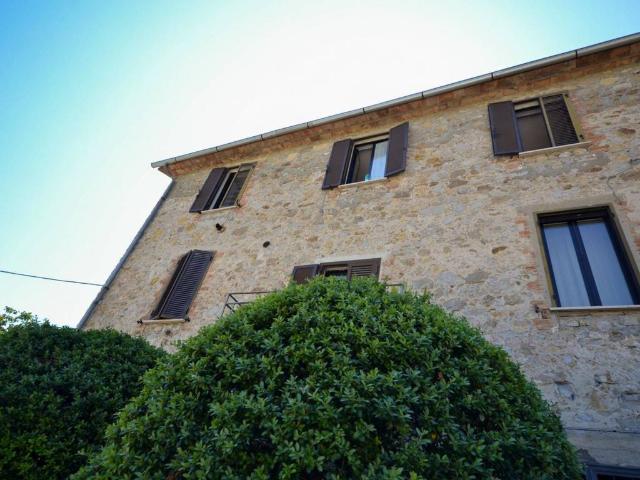 Appartamento in vendita a Ficulle, Umbria