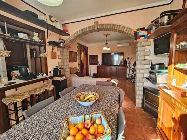 Appartamento in vendita a Fidenza, Parma